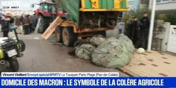 Αγροτικές κινητοποιήσεις στη Γαλλία: Έφτασαν έξω από το σπίτι του Μακρόν - Πέταξαν κοπριά, λάχανα και έβαλαν φέρετρο