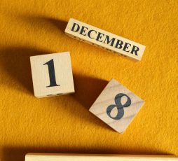 Εορτολόγιο: Ποιοι γιορτάζουν σήμερα Πέμπτη 18 Δεκεμβρίου