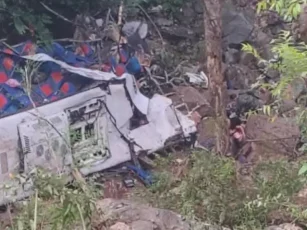 Τραγωδία στην Κολομβία: 17 νεκροί σε τροχαίο, ανάμεσά τους 16 μαθητές