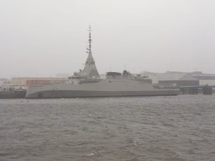 Γαλλία – Live η τελετή ονοματοδοσίας και ύψωσης της ελληνικής σημαίας στη φρεγάτα FDI HN «Κίμων»