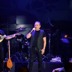 Σταμάτης Γονίδης: «Εδώ και χρόνια η προσευχή δεν φεύγει από τη ζωή μου»