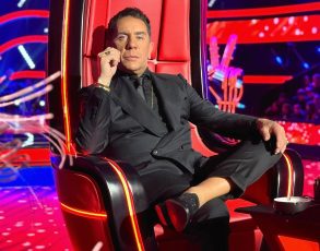 Γιώργος Μαζωνάκης: «Κατονόμασε τον ηθικό αυτουργό - Μήνυση για εκβίαση σε τρία πρόσωπα»