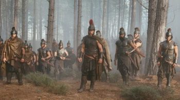 «Οδύσσεια»: Νέες εντυπωσιακές εικόνες από την ταινία του Κρίστοφερ Νόλαν