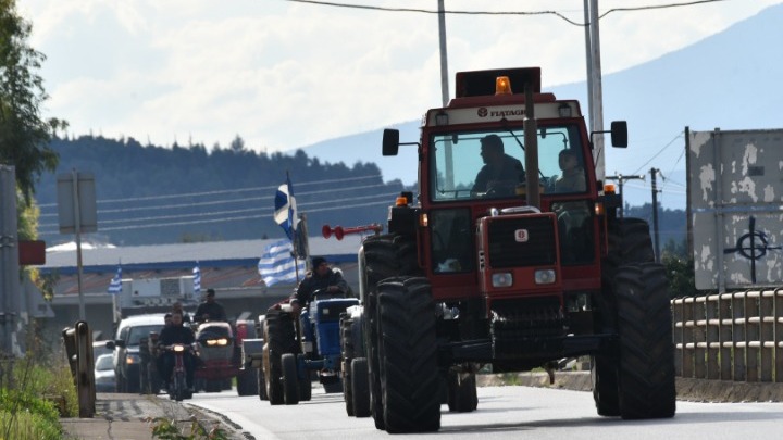 Στην συνεδρίαση του ΠΣ Δυτικής Μακεδονίας σήμερα οι αγρότες του μπλόκου της Σιάτιστας