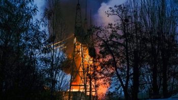 Ρωσία: Θραύσματα από drone προκάλεσαν φωτιά κοντά στο διυλιστήριο Αφίπσκι