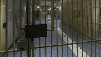 Θεσσαλονίκη: Στη φυλακή ο 44χρονος που κατηγορείται ότι προσπάθησε να πνίξει με κορδόνια την 34χρονη σύντροφό του