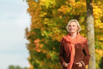 Αλτσχάιμερ: 5.000 βήματα την ημέρα – Το πρόγραμμα πρόληψης για γυναίκες 50+