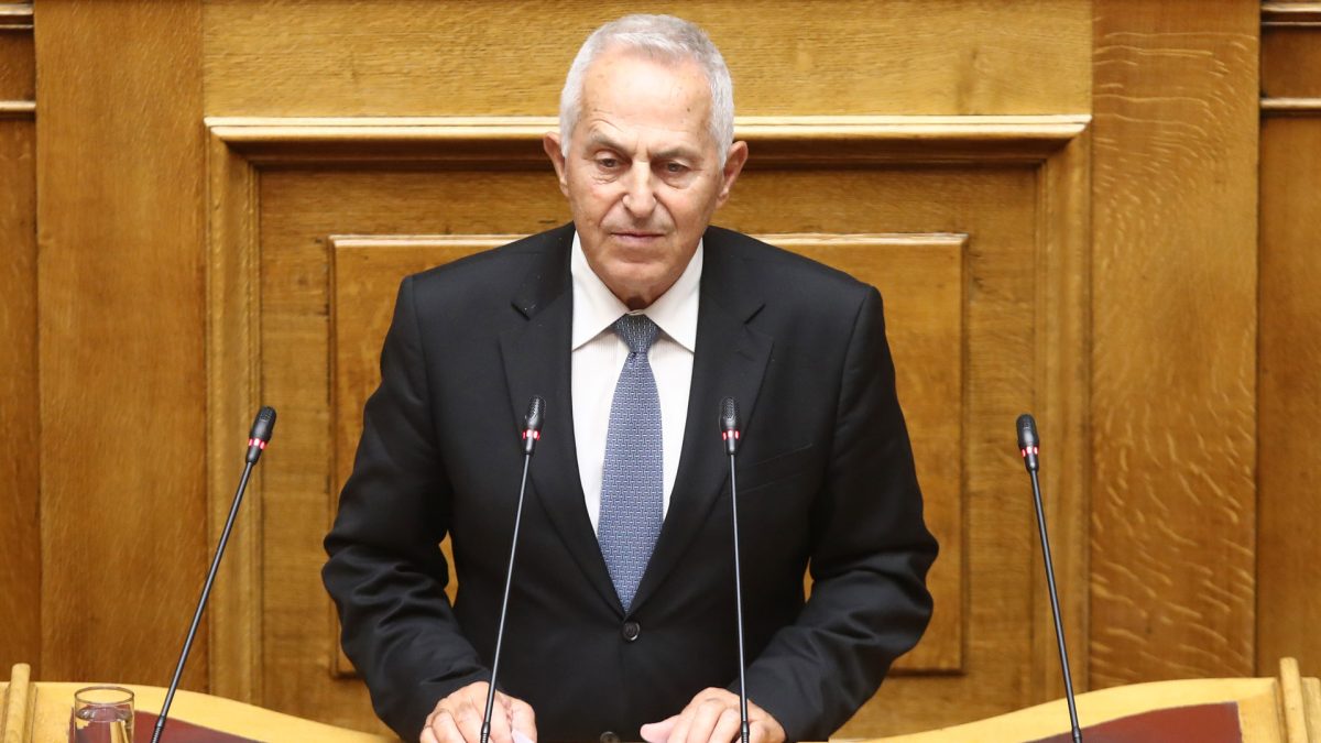 Nομοσχέδιο ΕΔ – Αποστολάκης: Θίγεται το καθεστώς των υπαξιωματικών και μάλιστα αναδρομικά