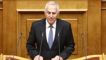 Nομοσχέδιο ΕΔ - Αποστολάκης: Θίγεται το καθεστώς των υπαξιωματικών και μάλιστα αναδρομικά