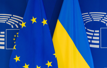 Financial Times: Ενταξη της Ουκρανίας στην ΕΕ έως το 2027 προβλέπει το ειρηνευτικό σχέδιο