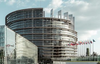 Η Ελλάδα προσχώρησε στη Διεθνή Επιτροπή Αποζημιώσεων για την Ουκρανία