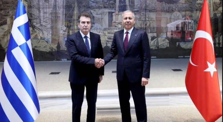 Επίσκεψη Μ. Χρυσοχοΐδη στην Κωνσταντινούπολη – Συνάντηση με τον Τούρκο υπουργό Εσωτερικών