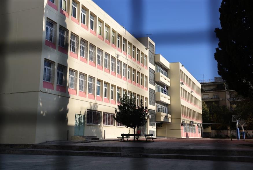 Κυψέλη: Υπό κατάληψη το σχολείο που η 16χρονη μαχαίρωσε συμμαθήτριά της – «Φοβόμουν για τη ζωή μου»